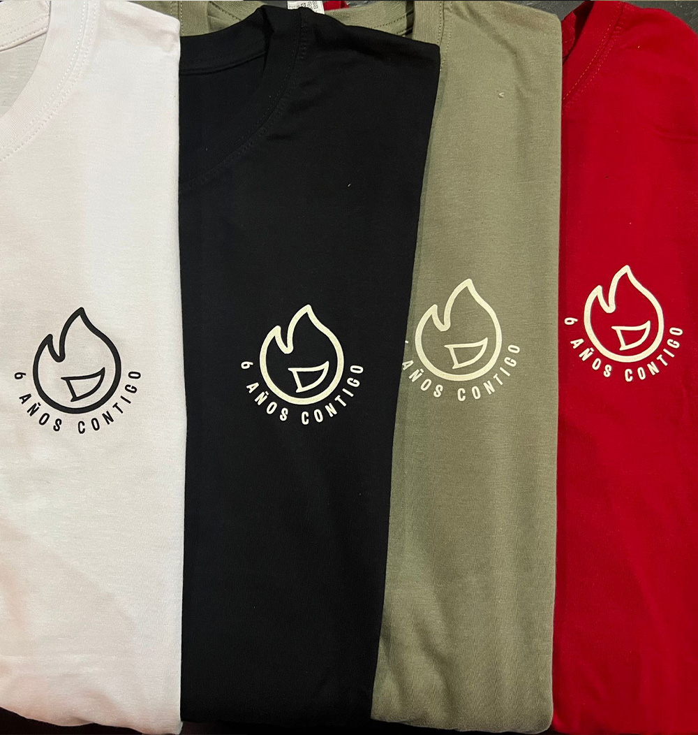 Camisetas producidas del aniversario de Burmet