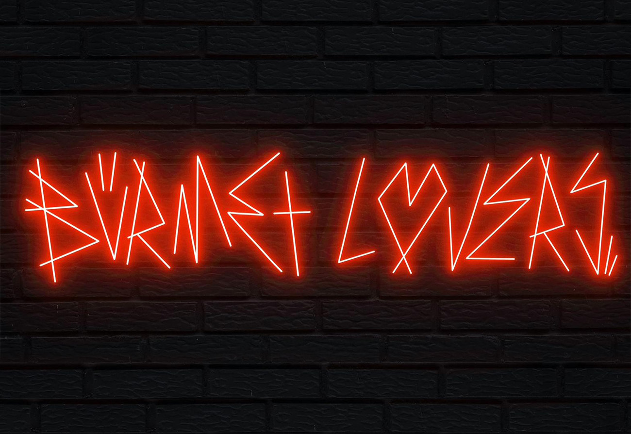 Diseño del neón Burmet Lovers